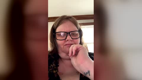 Snapshot of heidimackey2 chatting on May 13, 2026, 10:38 pm heidimackey2 online show from May 13, 2026, 10:38 pm