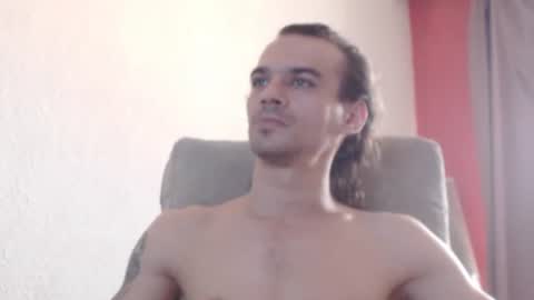 heilanubis online show from March 8, 2026, 5:22 am