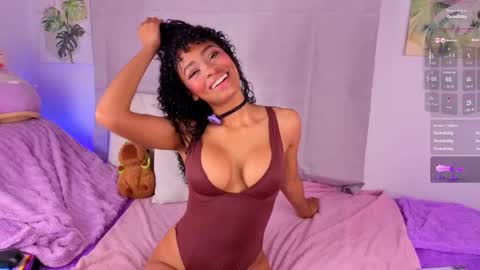 HEILY  online show from December 17, 2025, 7:36 am