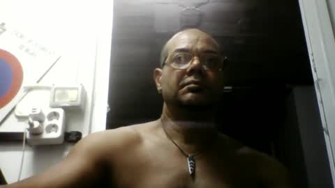 Snapshot of heistt chatting on June 26, 2026, 12:04 am Heist Stein online show from June 26, 2026, 12:04 am