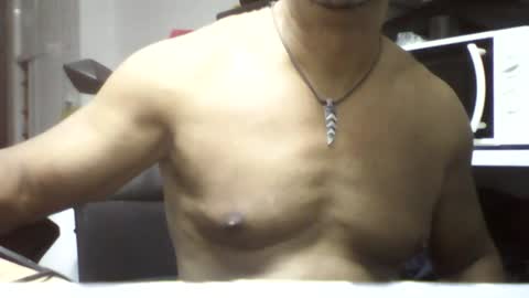 Snapshot of heistt chatting on July 15, 2026, 10:48 pm Heist Stein online show from July 15, 2026, 10:48 pm