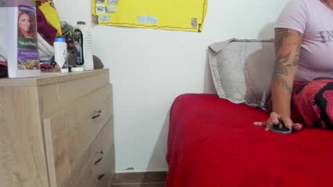 Hela   Independent model online show from November 24, 2025, 5:12 pm