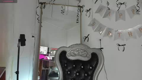 Snapshot of hela_wet chatting on June 13, 2026, 3:04 am Hela Independent model online show from June 13, 2026, 3:04 am