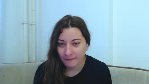 helen_adams_ online show from March 5, 2025, 8:10 am