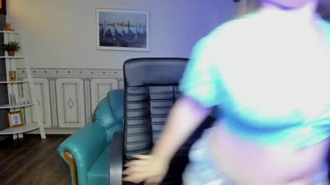 Helen Elliot online show from January 24, 2025, 10:11 am