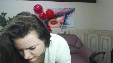 Helen Elliot online show from February 14, 2025, 10:28 am