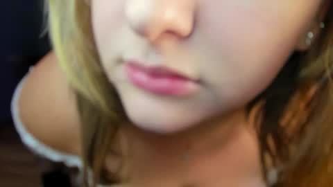 Helen Elliot online show from September 27, 2025, 6:07 am