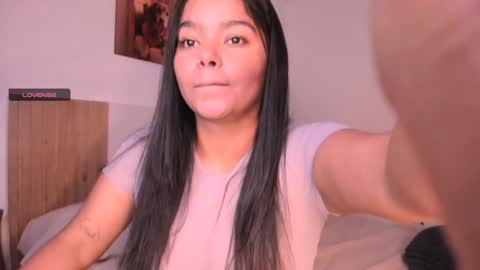 helen_miller online show from December 12, 2024, 11:03 pm