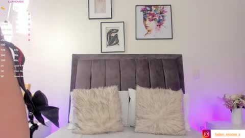 Helen  online show from March 22, 2026, 1:03 pm