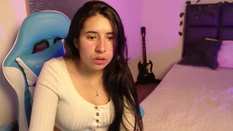 Helen online show from November 24, 2025, 8:30 pm