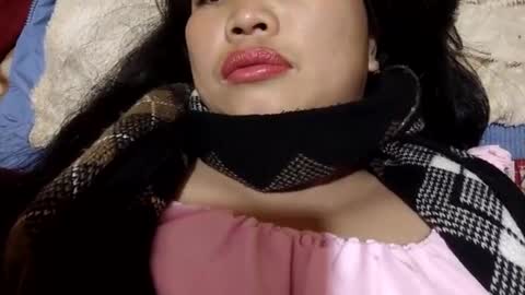 helen_sweetgirl online show from January 9, 2026, 2:09 pm