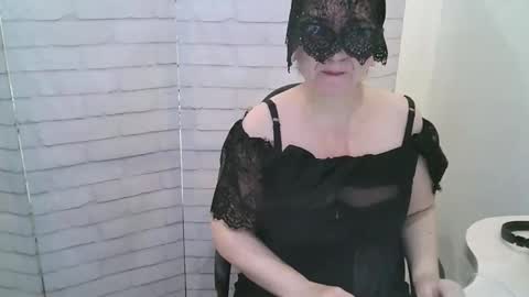 Snapshot of helen_xi chatting on November 30, 2025, 4:49 am Helen online show from November 30, 2025, 4:49 am