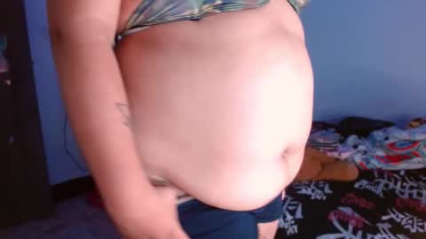 Snapshot of helena_grant chatting on January 2, 2025, 3:51 pm Helena online show from January 2, 2025, 3:51 pm