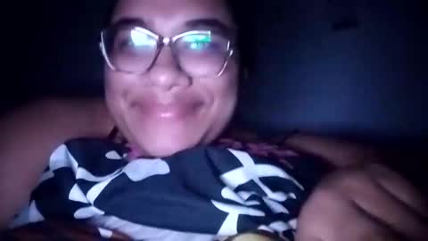 Snapshot of helena_grant chatting on December 22, 2025, 2:30 am Helena online show from December 22, 2025, 2:30 am