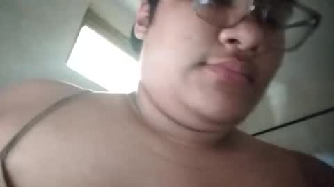 Snapshot of helena_grant chatting on March 15, 2026, 6:58 pm Helena online show from March 15, 2026, 6:58 pm