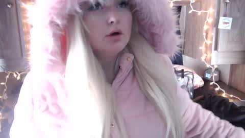 Snapshot of helena_hope chatting on January 14, 2025, 8:04 pm Helena Hope online show from January 14, 2025, 8:04 pm