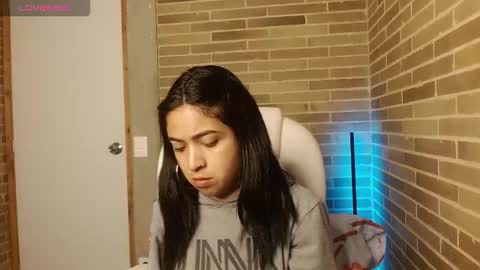 Snapshot of helenacyruss666 chatting on February 3, 2026, 11:59 am Only 18 cyrus online show from February 3, 2026, 11:59 am