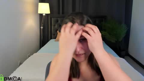 Snapshot of helenahoffmann chatting on February 16, 2026, 4:19 am helenahoffmann online show from February 16, 2026, 4:19 am