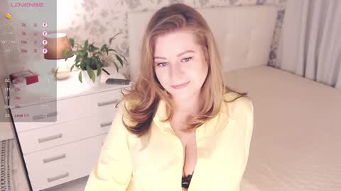 Helena Bonham online show from October 11, 2025, 5:17 am