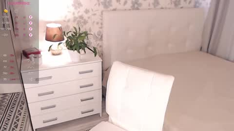 Helena Bonham online show from October 22, 2025, 10:59 am