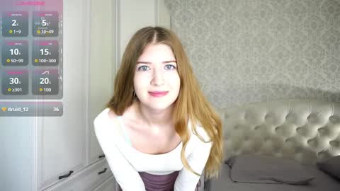 Snapshot of helenchristensen chatting on February 15, 2025, 6:01 pm Sarah here Help to make 100 thumbs up online show from February 15, 2025, 6:01 pm