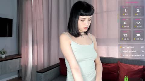 Snapshot of helenchristensen chatting on February 27, 2025, 10:48 am Sarah here Help to make 100 thumbs up online show from February 27, 2025, 10:48 am