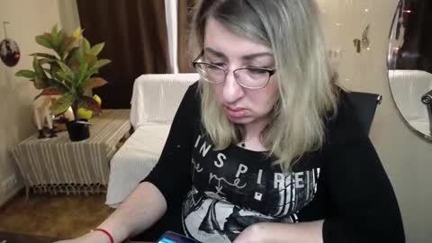 Snapshot of helenenigma chatting on March 4, 2025, 5:00 am helenenigma online show from March 4, 2025, 5:00 am