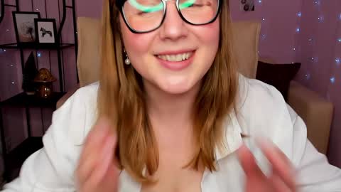 Helen online show from January 21, 2025, 7:47 am