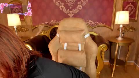 Helen or Hells online show from November 26, 2025, 12:06 pm