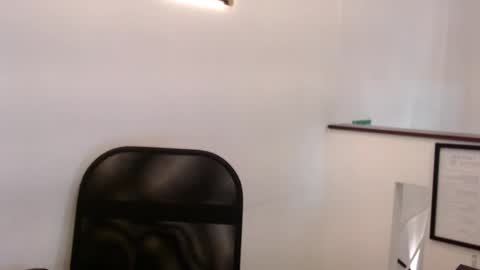 Snapshot of hell_boy66 chatting on February 7, 2026, 1:20 am Eros online show from February 7, 2026, 1:20 am