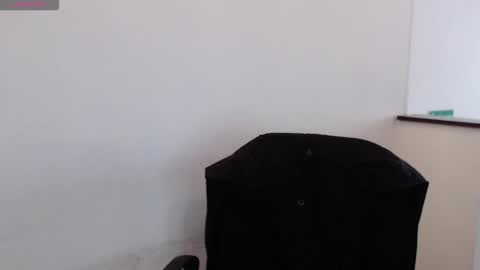 Snapshot of hell_boy66 chatting on March 1, 2026, 9:17 pm Eros online show from March 1, 2026, 9:17 pm