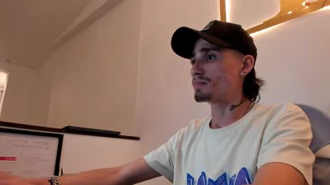 Snapshot of hell_boy66 chatting on May 9, 2026, 9:03 am Eros online show from May 9, 2026, 9:03 am