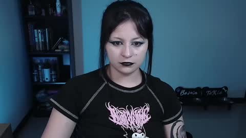 Snapshot of hell_dancer_ chatting on May 27, 2026, 2:19 am Lexa online show from May 27, 2026, 2:19 am