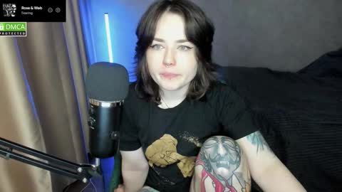 Red online show from December 19, 2025, 8:49 pm