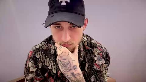 Snapshot of hellacozy chatting on March 8, 2026, 1:47 am hellacozy online show from March 8, 2026, 1:47 am