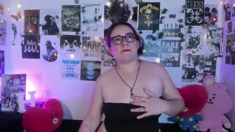 Snapshot of hellen21rose chatting on February 5, 2026, 4:50 am hellen online show from February 5, 2026, 4:50 am