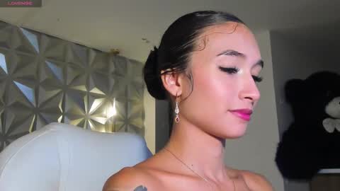 Hellen online show from March 12, 2026, 1:28 pm