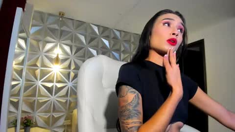Snapshot of hellen_tease chatting on April 23, 2026, 1:24 pm Hellen online show from April 23, 2026, 1:24 pm