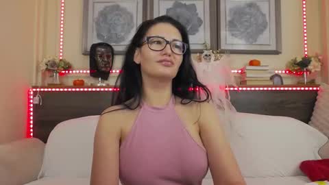 Snapshot of hellendesire chatting on October 20, 2025, 2:45 am online show from October 20, 2025, 2:45 am