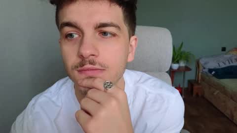 Remy online show from December 5, 2025, 11:19 am