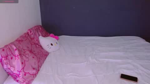 hellokitty_valery1 online show from October 26, 2025, 3:45 am