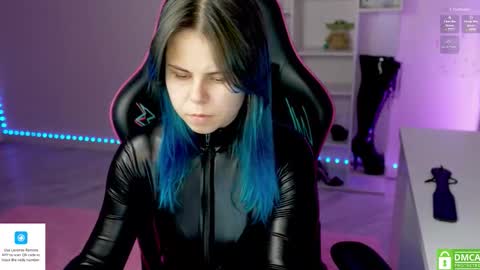 Alice online show from November 21, 2025, 4:27 pm