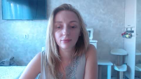 Snapshot of hellokittykaty chatting on September 11, 2025, 6:24 am Victory online show from September 11, 2025, 6:24 am