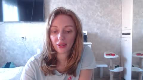 Snapshot of hellokittykaty chatting on May 18, 2026, 6:08 am Victory online show from May 18, 2026, 6:08 am