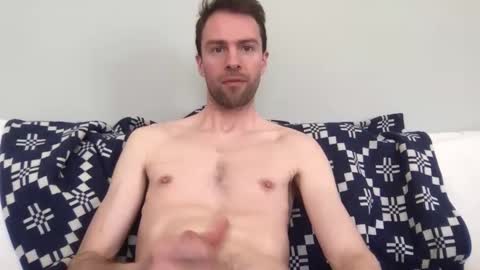 Snapshot of hellolucas69 chatting on April 7, 2026, 9:10 am Lucas online show from April 7, 2026, 9:10 am