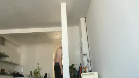 Lucas online show from June 16, 2026, 12:52 pm
