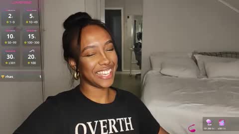 Snapshot of hellsd97 chatting on December 4, 2024, 9:46 pm hellsd97 online show from December 4, 2024, 9:46 pm