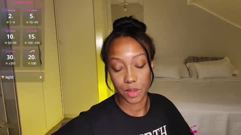 Snapshot of hellsd97 chatting on December 7, 2024, 2:53 am hellsd97 online show from December 7, 2024, 2:53 am