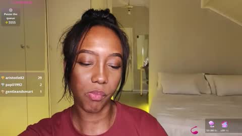 Snapshot of hellsd97 chatting on December 14, 2024, 2:12 am hellsd97 online show from December 14, 2024, 2:12 am