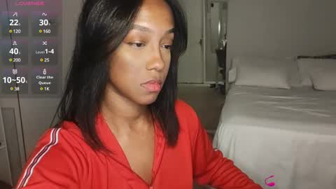 Snapshot of hellsd97 chatting on December 23, 2024, 12:25 am hellsd97 online show from December 23, 2024, 12:25 am